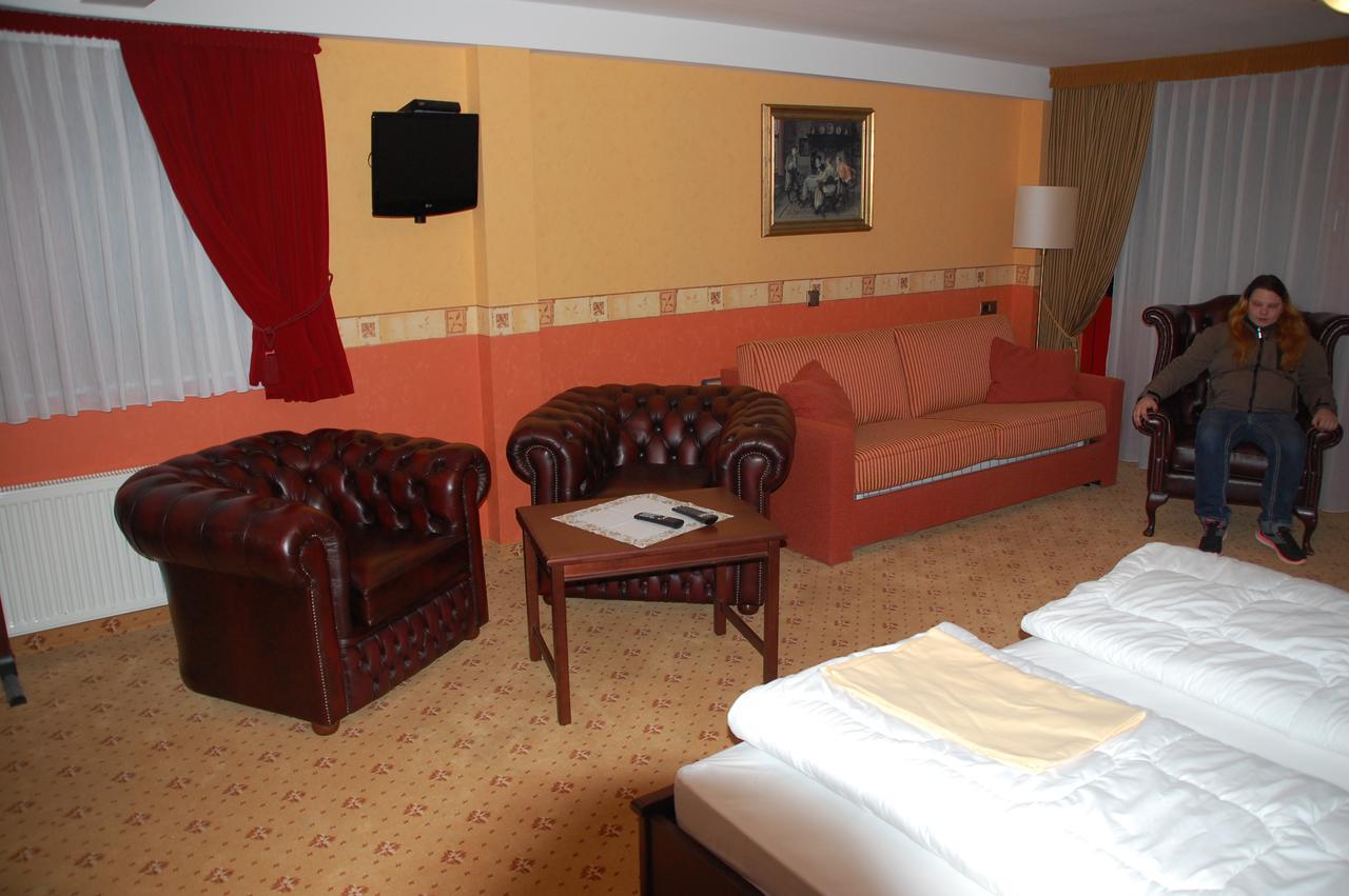 Kegel Tanz Palast Winterberg Hotell Exteriör bild