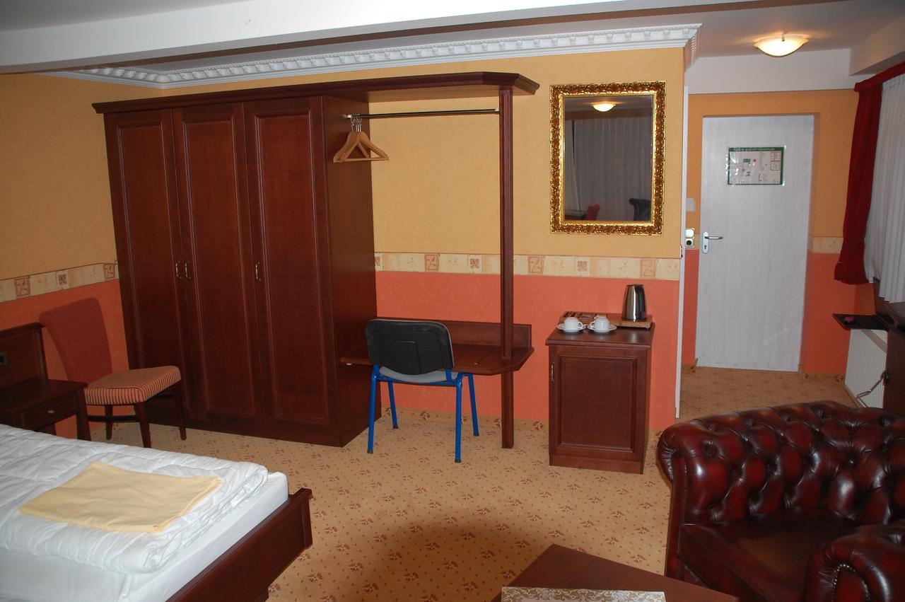 Kegel Tanz Palast Winterberg Hotell Exteriör bild